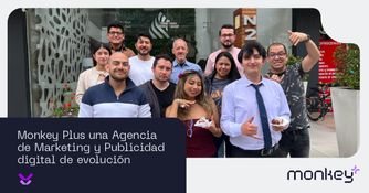 Monkey Plus, agencia de marketing digital Logo de Monkey Plus en fondo azul